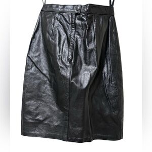 COMINT 80’s LEATHER Sleek Black Pencil Skirt size 5/6 great condition mini skirt